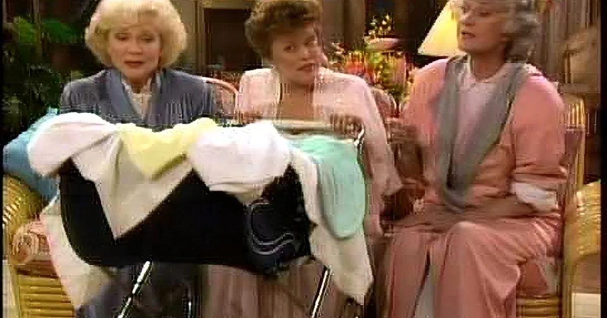 The Golden Girls Sing 'Mr. Sandman' - but When Dorothy Chimes in, a Classic Is Born