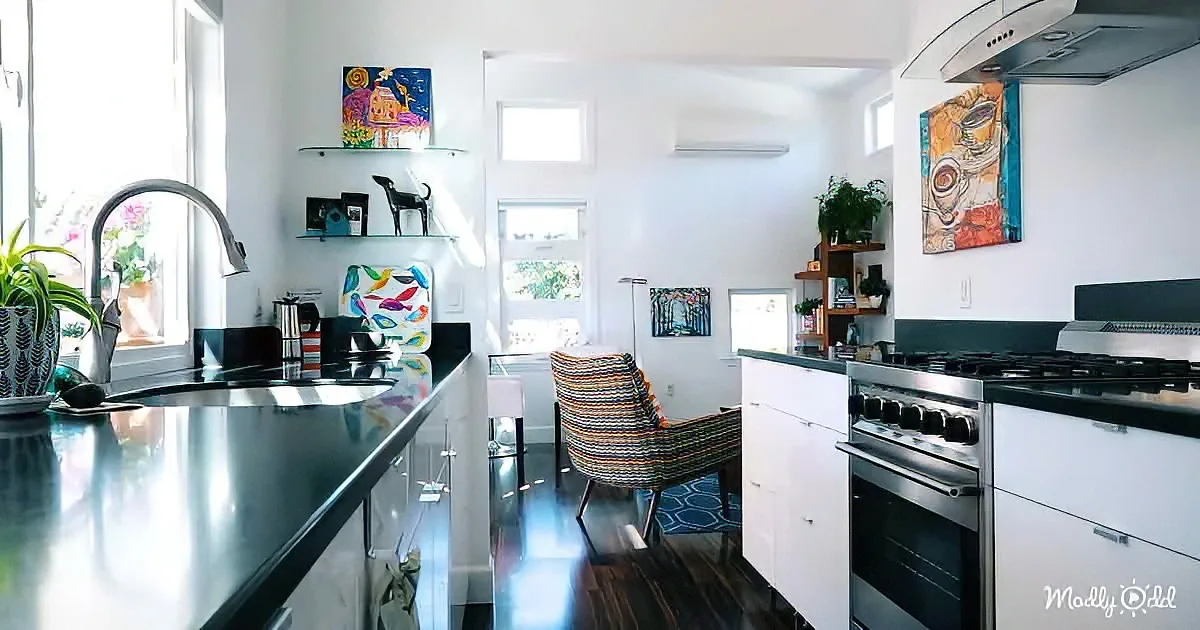 Tiny House Design Makes It a Perfect Place for Couples to Retire