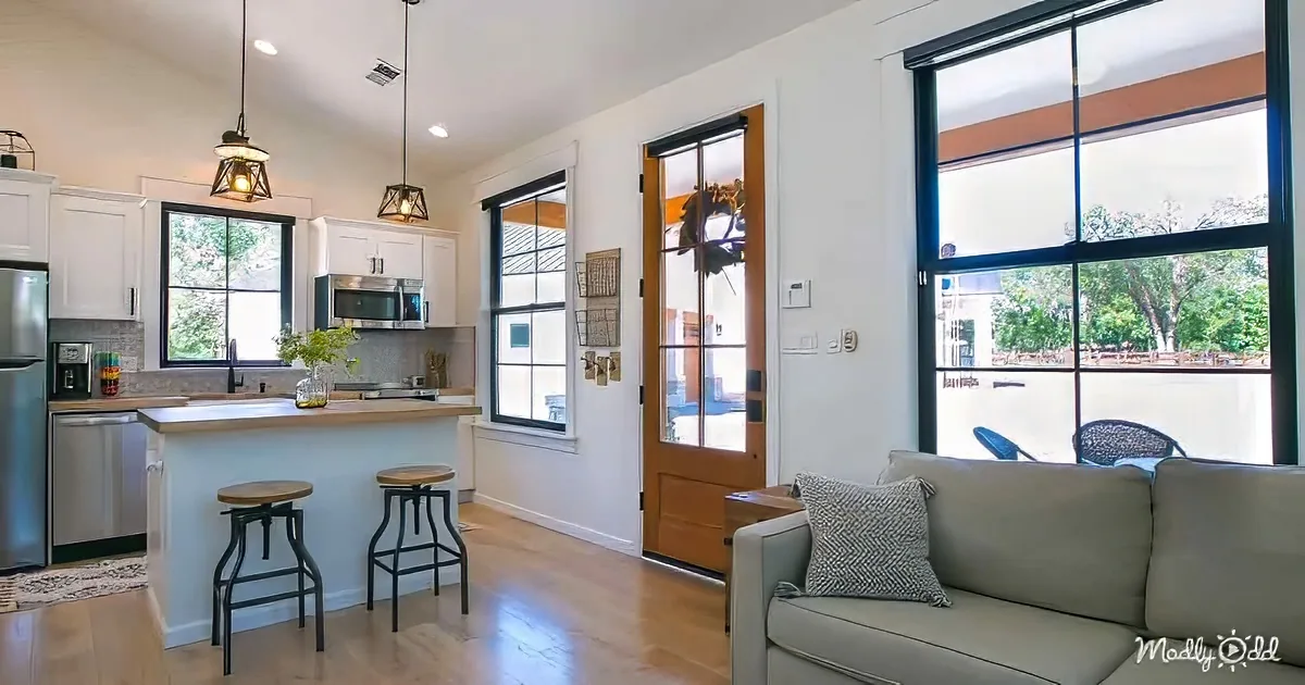 Southwestern style tiny house