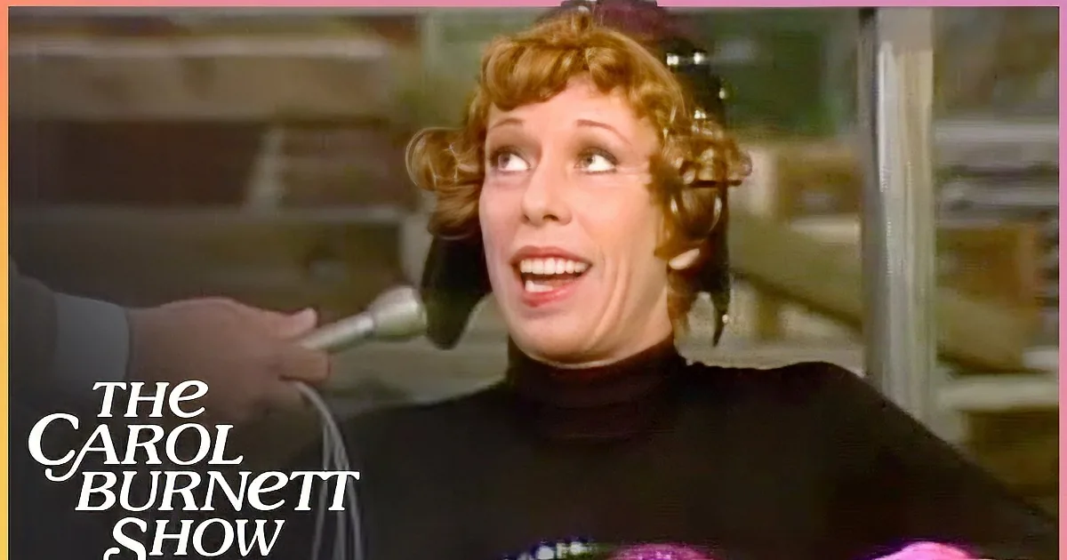 Carol Burnett Absolutely Loses When Skit Goes Hilariously Awry