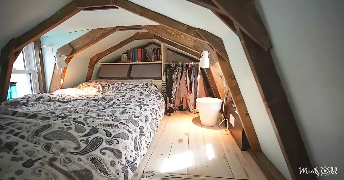Unique tiny house