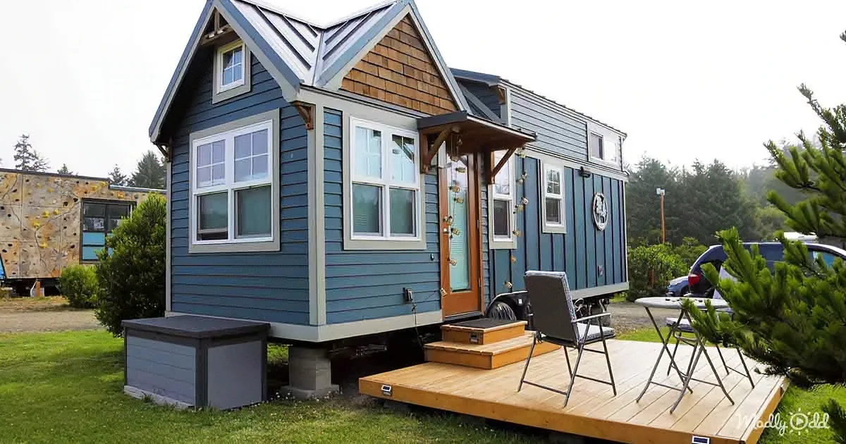 24' Tiny House Is a Retirement Haven in a Tranquil Coastal Community