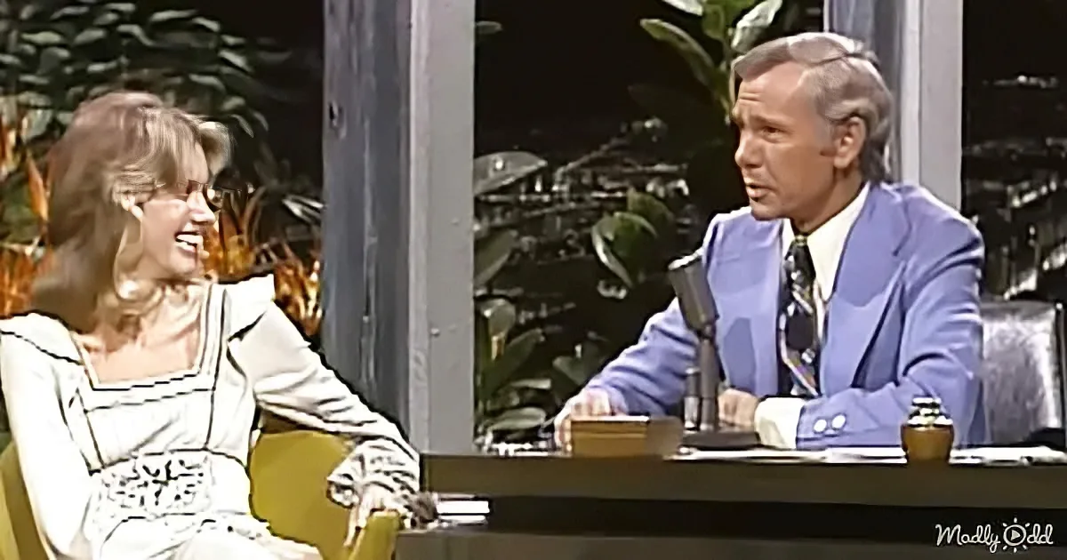 Olivia Newton-John and Johnny Carson