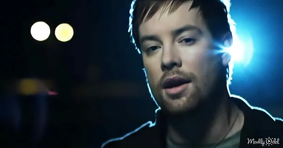 American Idol Season 7 Winner David Cook Blows Minds With His Spectacular Voice for 'Light On'
