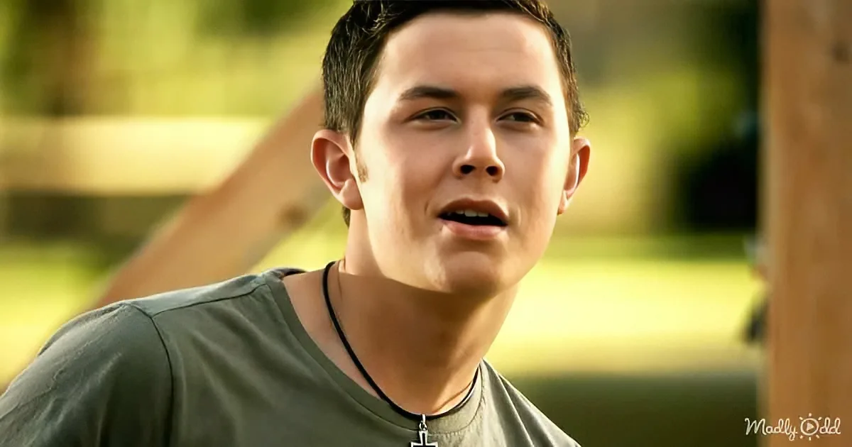 ''Idol'' Winner Scotty McCreery Releases His Debut Album in 2011 ''Clear as Day''
