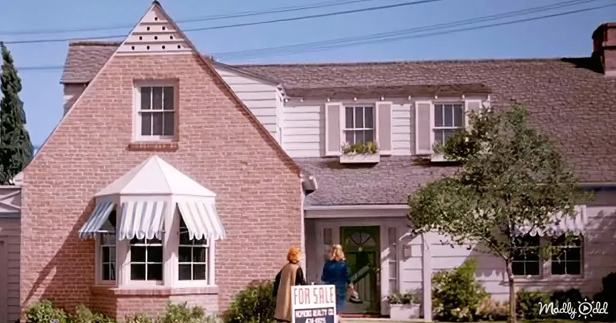 You Can Take a Virtual Tour Through Darrin and Samantha's 'Bewitched' Home
