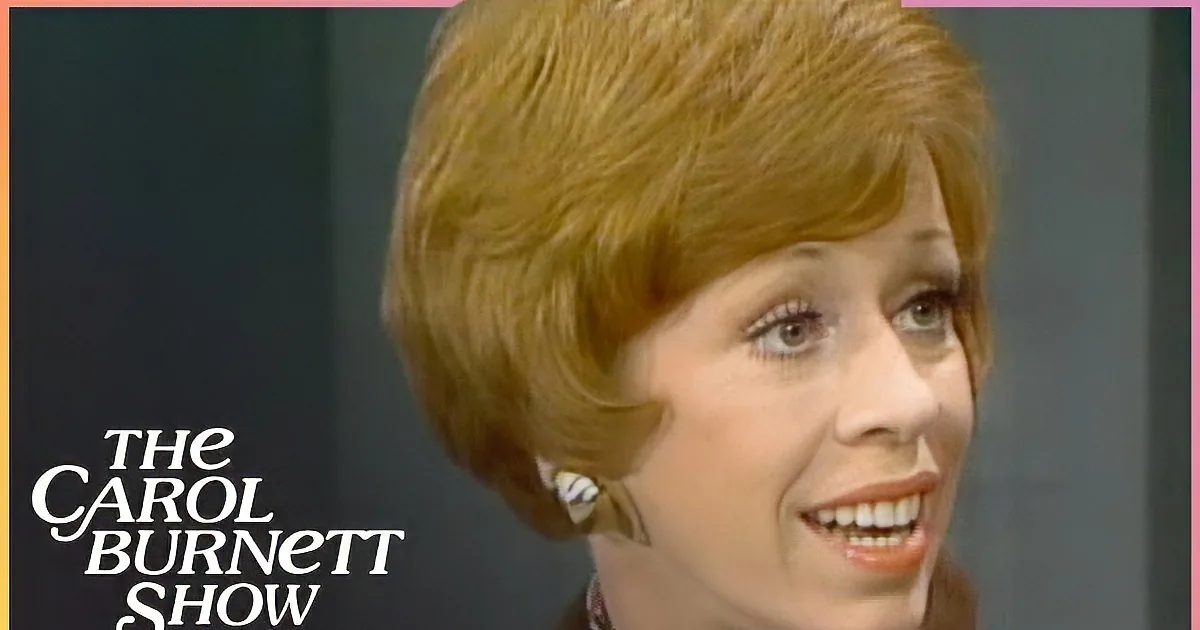 Carol Burnett Has the Audience Laughing Uncontrollably at the Courthouse