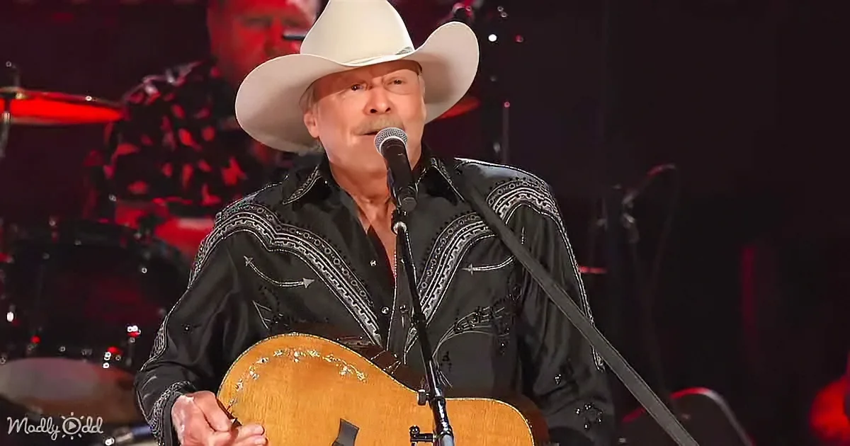 Alan Jackson Interrupts His Own Tribute to Perform With Cma Stars