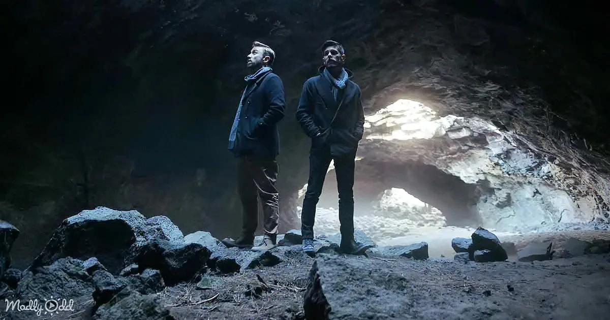 Peter Hollens and The Hound + The Fox