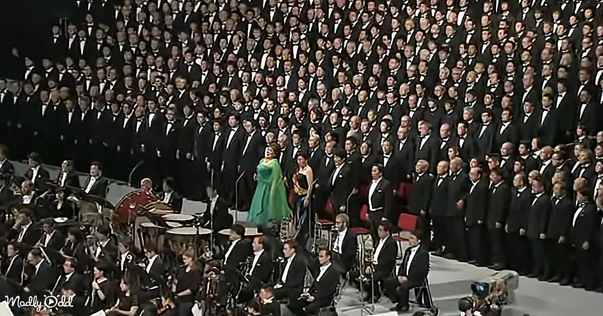 10,000 Japanese choir singing Beethoven’s ‘Ode to Joy’