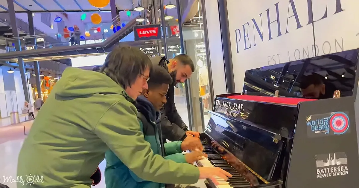 Incredible Piano Performance