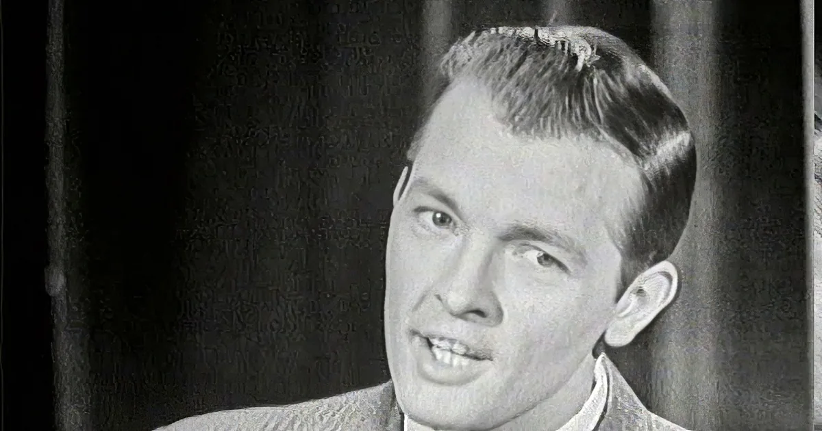 Bobby Helms' Heartfelt Rendition of 'My Special Angel' in 1957