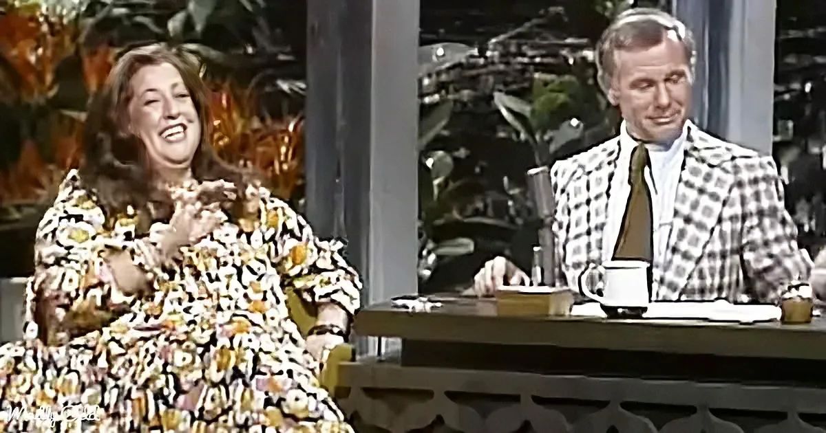 Cass Elliot and Johnny Carson