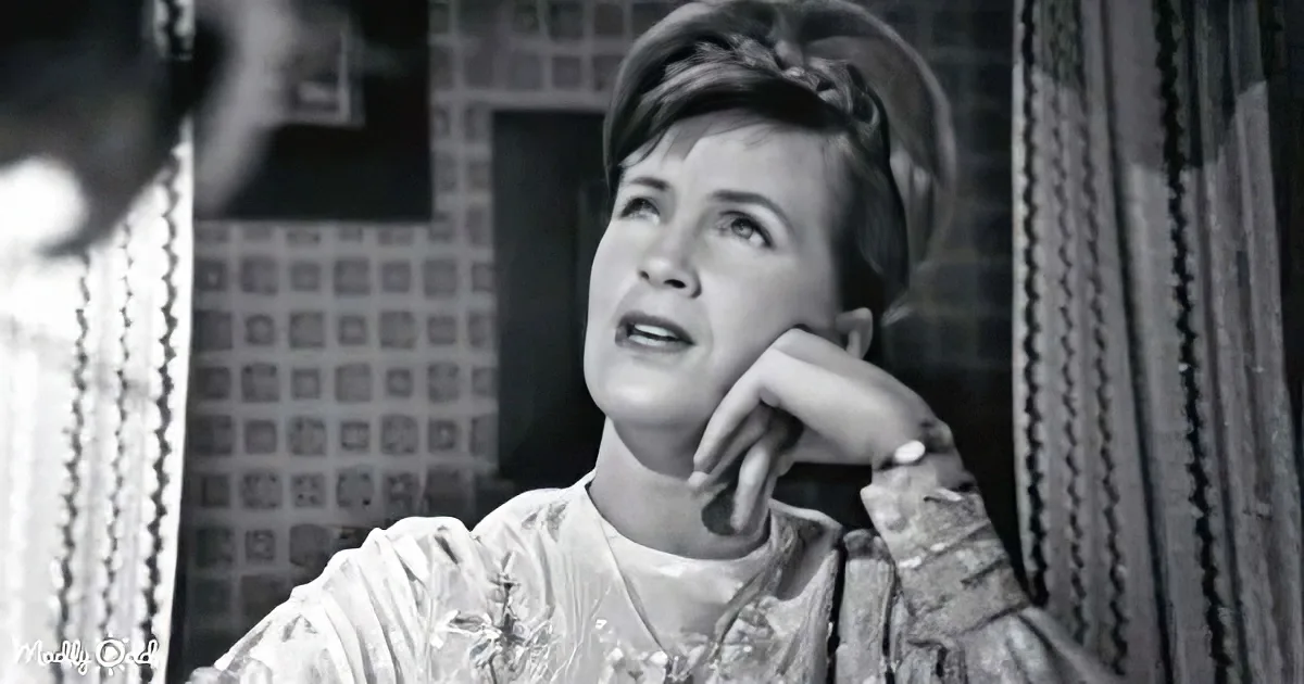 Skeeter Davis Brings You to Tears With 1962's 'The End of the World'