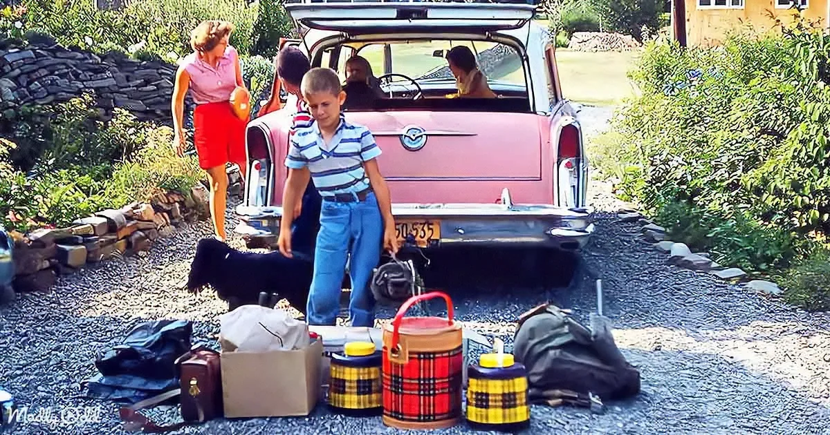 Cherished Memories of 1950s Road Trips With Mom and Dad
