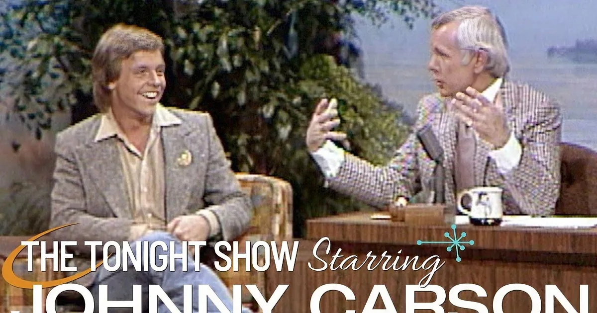 Travel Back to Star Wars Originals With Mark Hamill''s Carson Interview