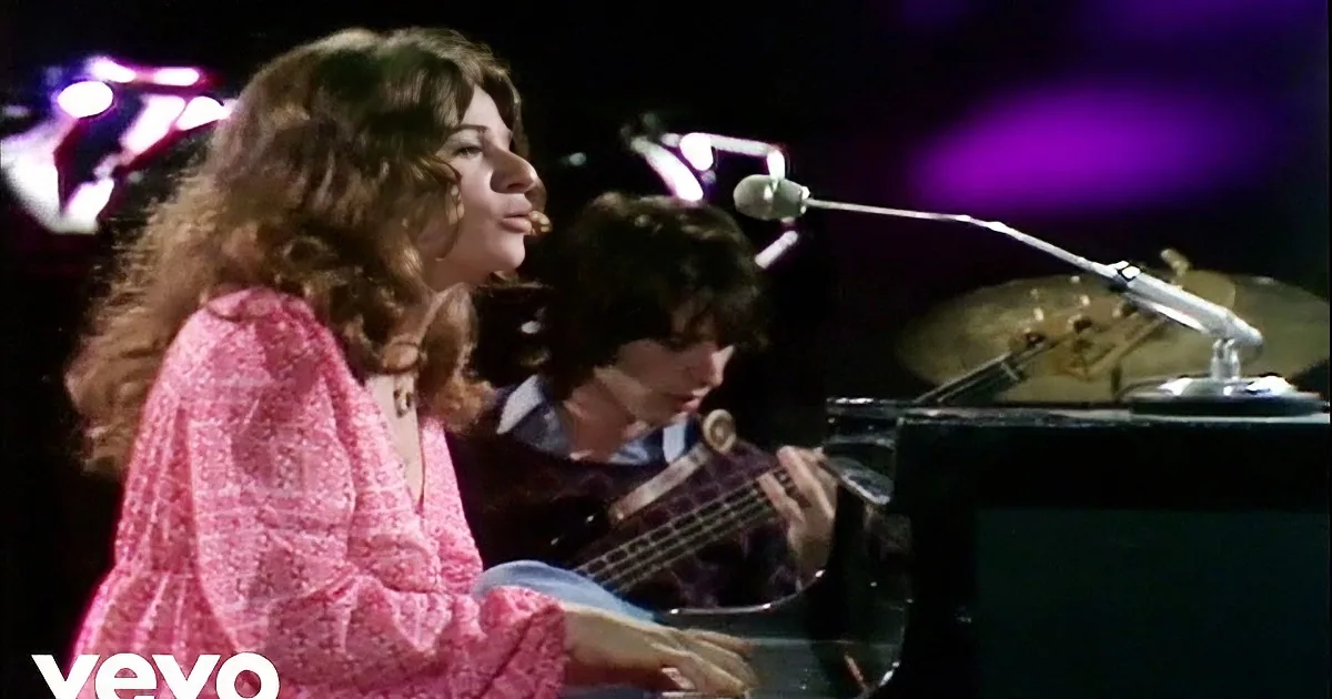 Carole King's Soulful Melodies of 'It's Too Late'/'I Feel the Earth Move' (1971)