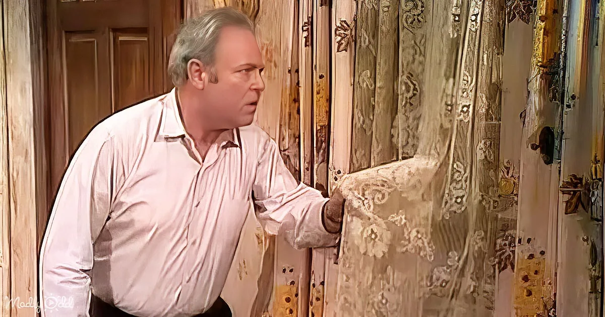 Archie Bunker's Side-Splitting Run-in With the FBI