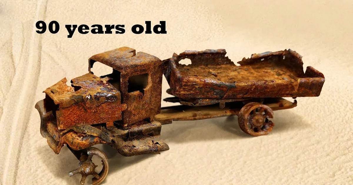The Restoration of a 1930s Toy Truck From Rusty to Resplendent