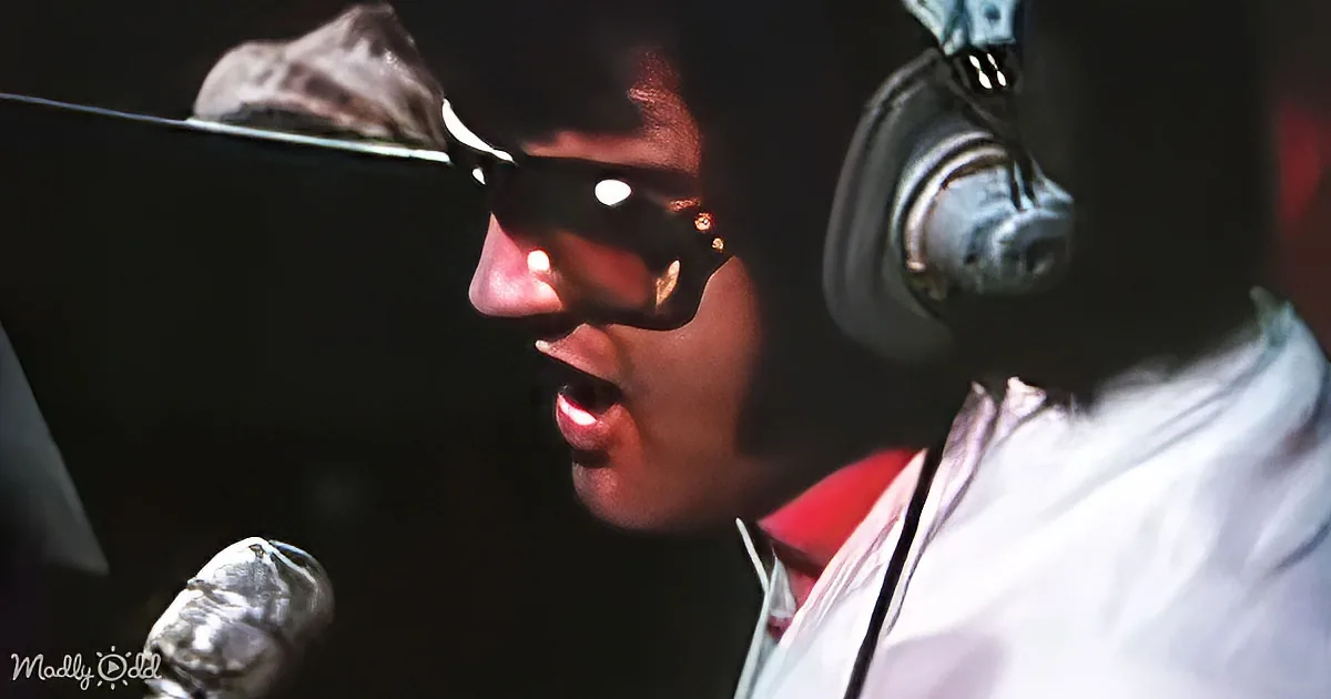 Elvis Presley''s Emotional Cover of ''Always on My Mind'' by Willie Nelson