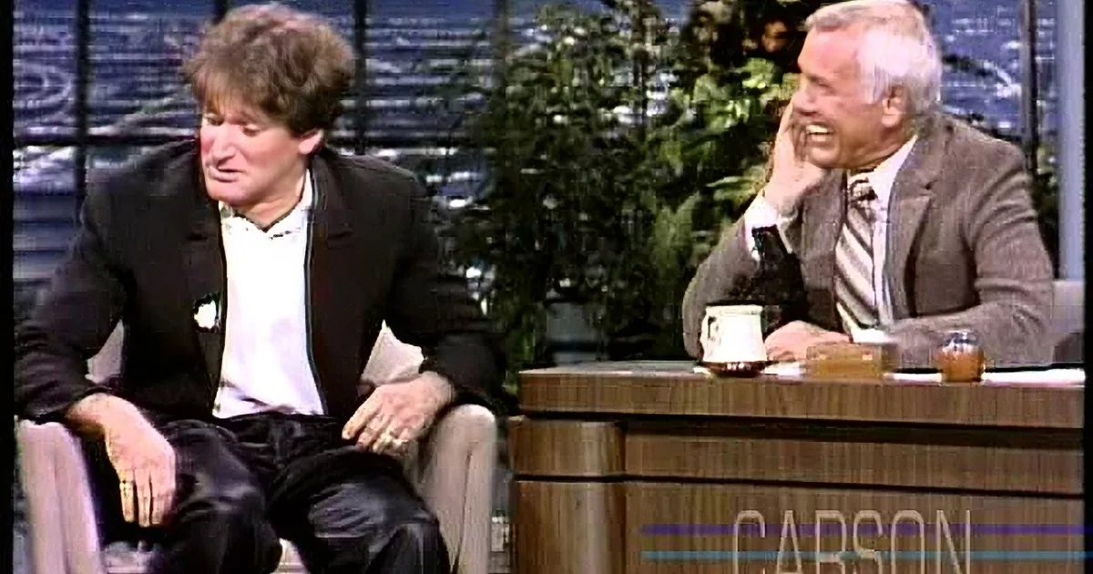 Robin Williams' Crazy First Appearance Lights up Carson's Tonight Show