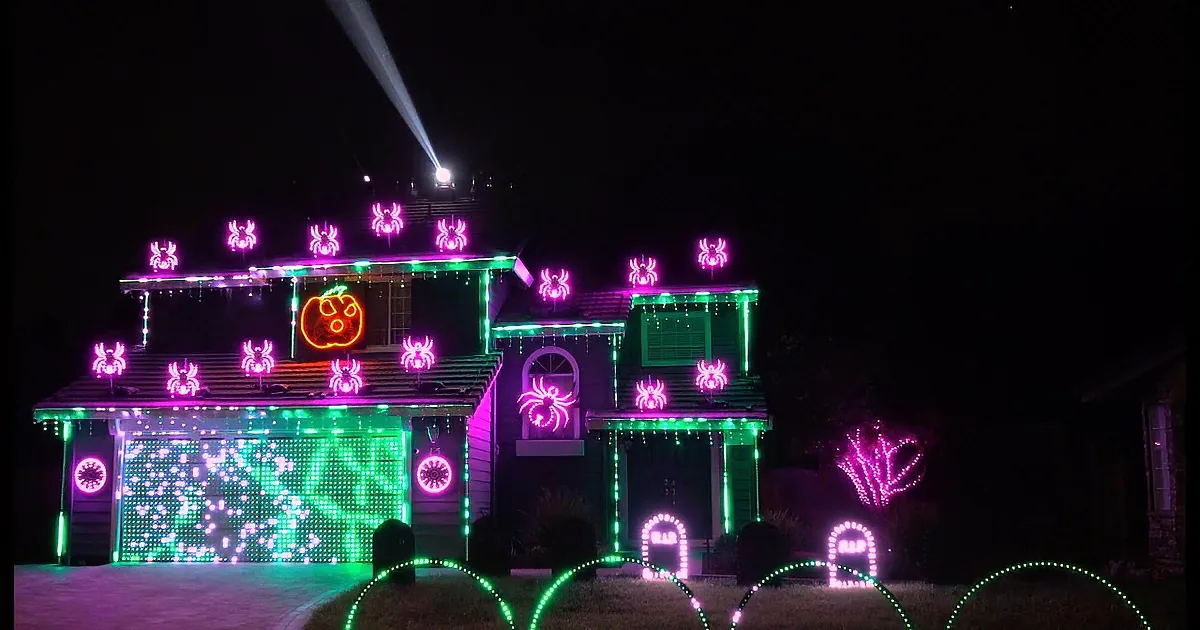 Epic Halloween Light Show Has to Be Seen to Be Believed