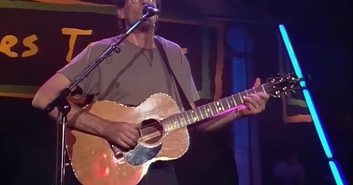 James Taylor Strikes an Emotional Chord With Rare 'Country Road'
