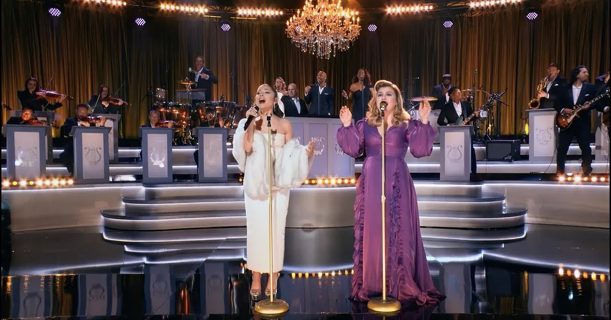 Clarkson & Grande''s ''Santa, Can''t You Hear Me'' Entrances 13 Million on NBC