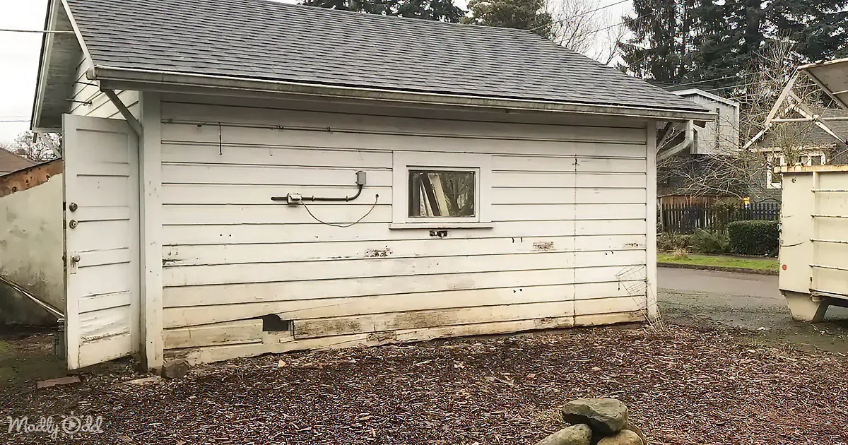 This Garage-to-Tiny Home Transformation Is Absolutely Stunning
