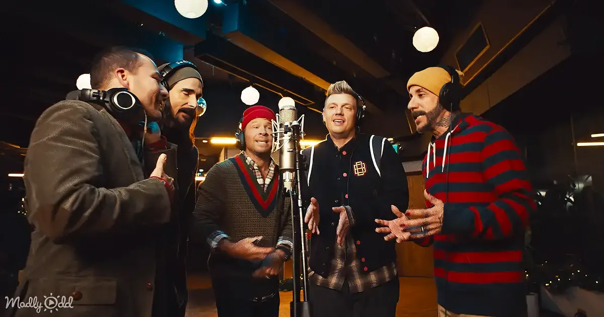 Backstreet Boys'' ''Last Christmas'' Pop Spectacle Wins 8m Hearts