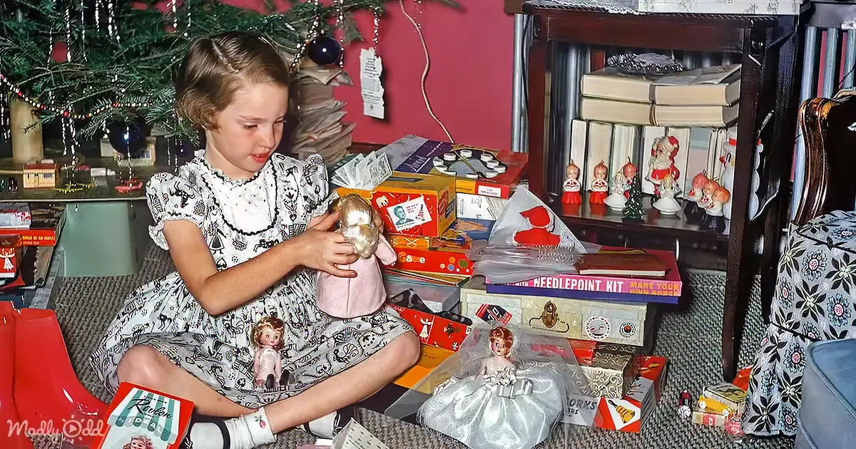 Unwrapping Memories From Christmas in the 1950s
