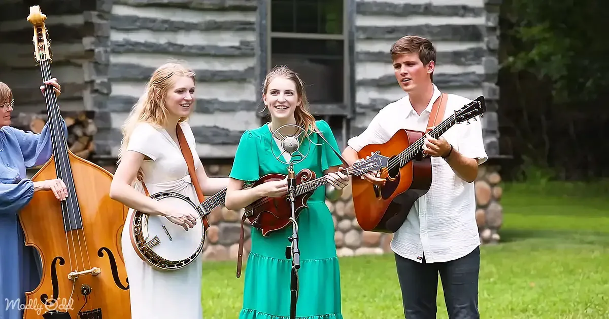 Family Charm Unleashed - the Petersens Mesmerize With ''Our House'' Live