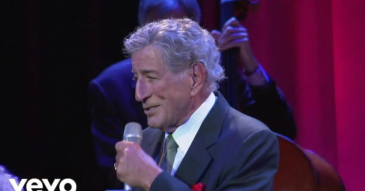 Tony Bennett's 1950 'Silver Bells' Rings in Christmas Like No Other Simply Unforgettable