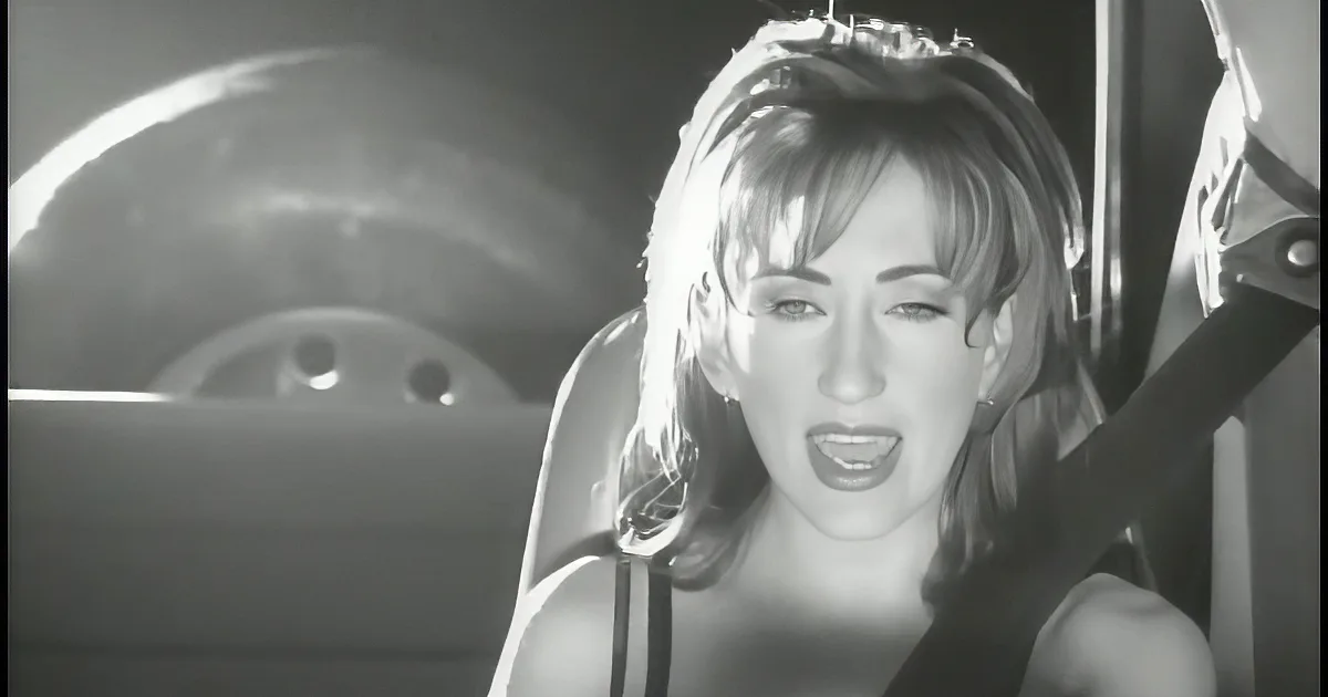 Nothin' Beats Lee Ann Womack Singing 1998 Classic 'A Little Past Little Rock'