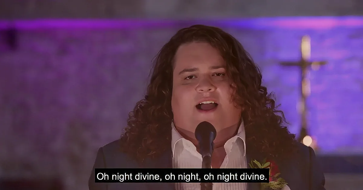 ''O Holy Night' Fills Guide Dogs With Wonder as Jonathan Antoine Sings for Them'