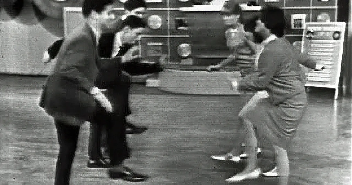Slauson Shuffle Dominates American Bandstand 1964 With Round Robin