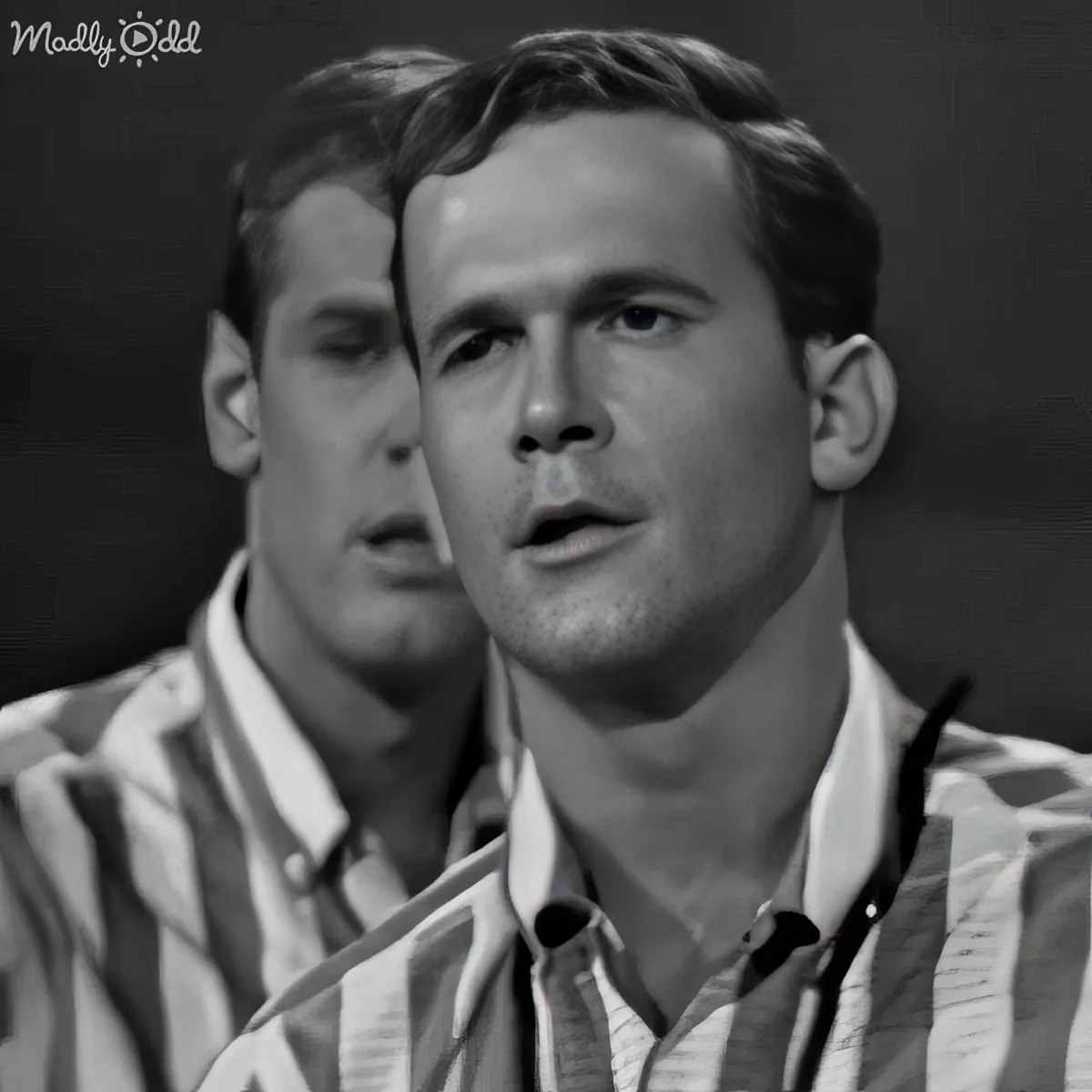 Tom Dooley' on stage with The Kingston Trio