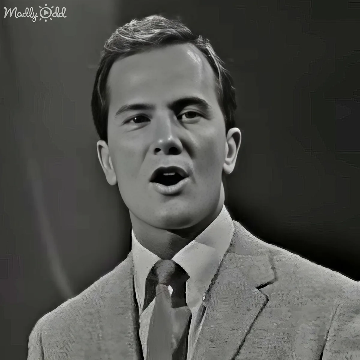 Pat Boone delivers 'Beach Girl' performance on iconic variety show