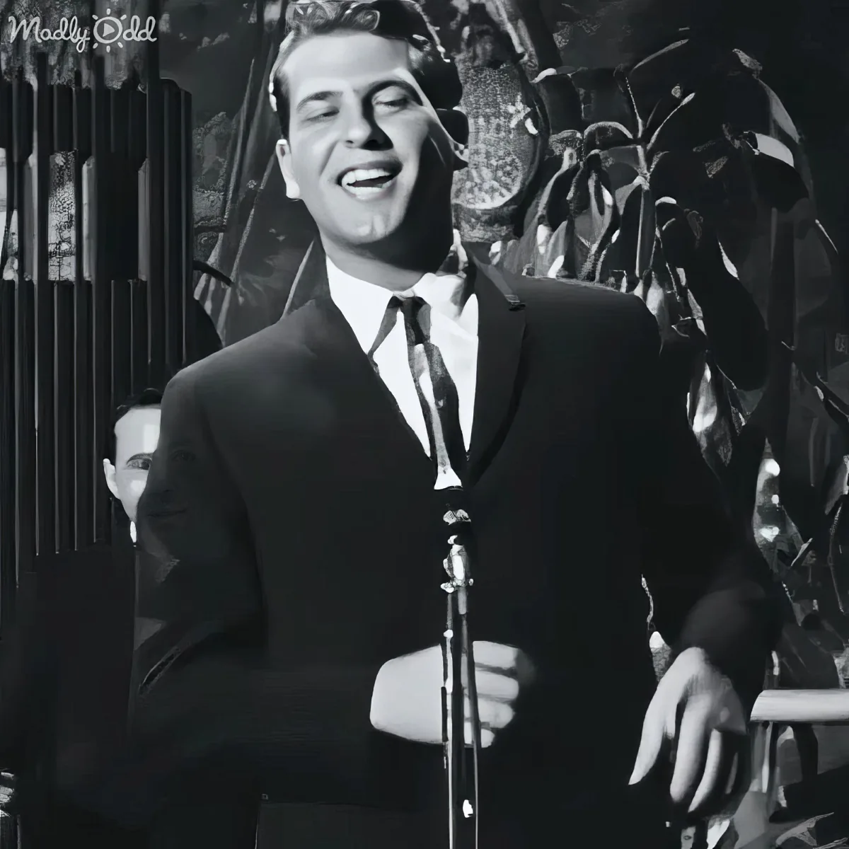 The Dovells performing 'Bristol Stomp' in 1961 video
