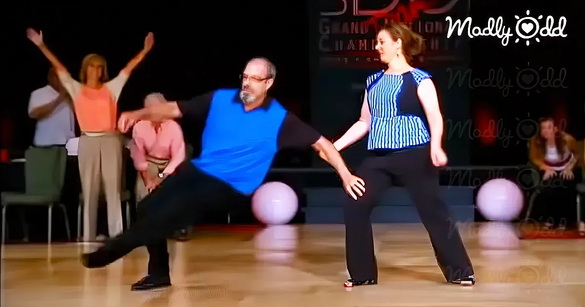 Dancers'' Legs Turn to Rubber in Crowd-Wowing Shag Dance Act