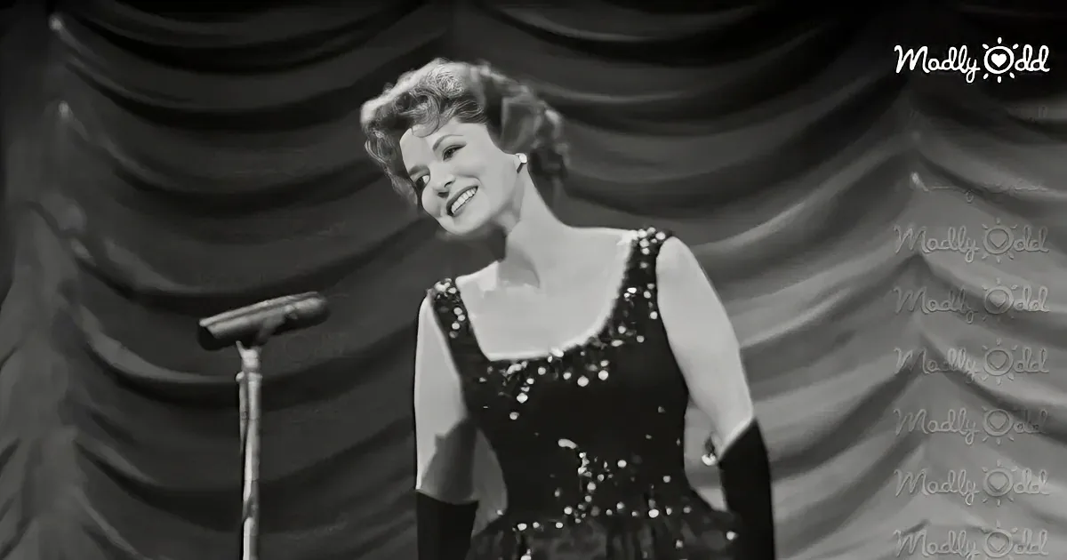 1961 Crowd Left Spellbound by Maureen O''Hara''s ''Hello Young Lovers''