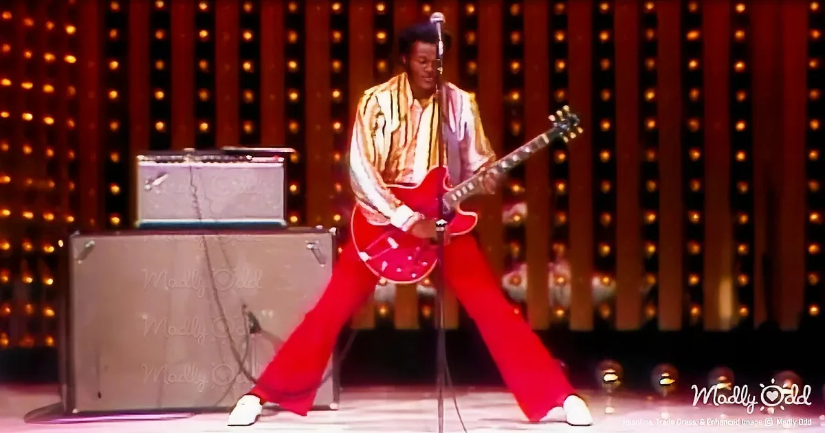 Chuck Berry''s Legendary Riffs From That Scorching Summer of ''73