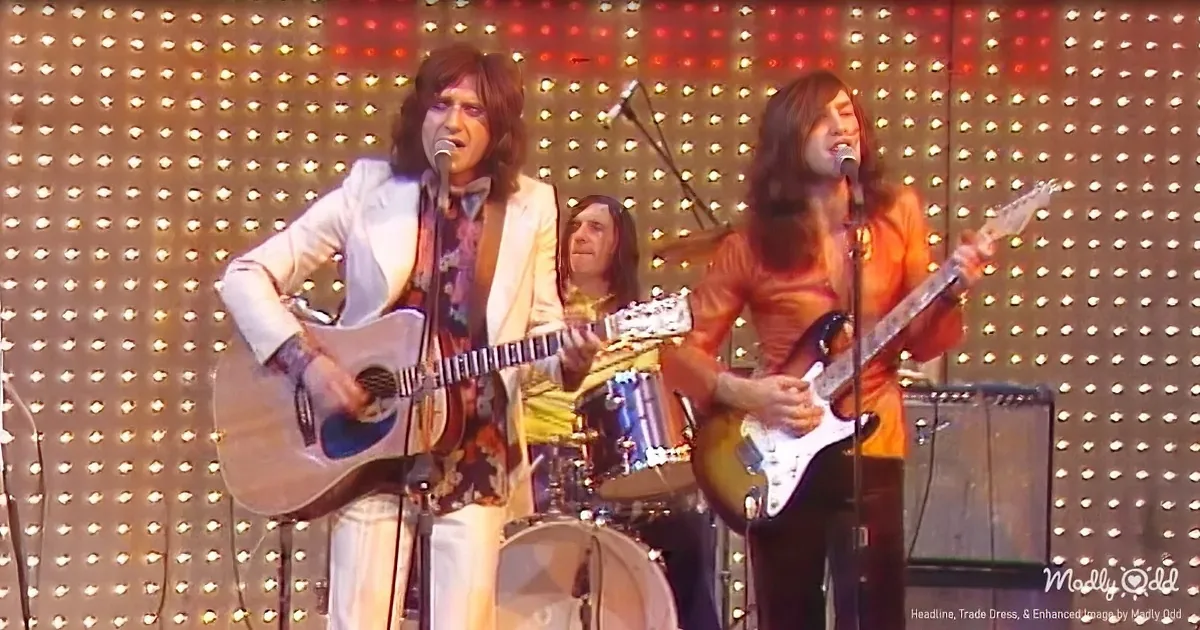 The Kinks Bewitch 1974 TV Audiences With ''Celluloid Heroes''