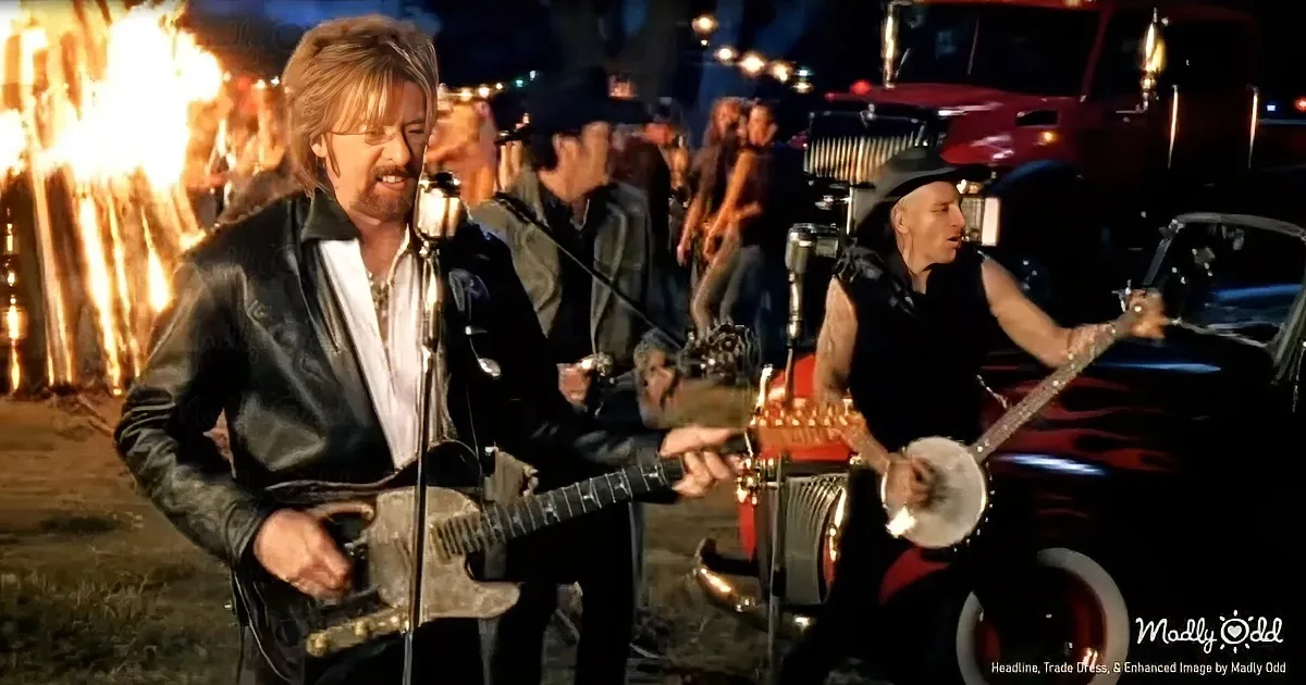 Brooks & Dunn''s ''Hillbilly Deluxe'' Echoes Small-Town Saturday Nights