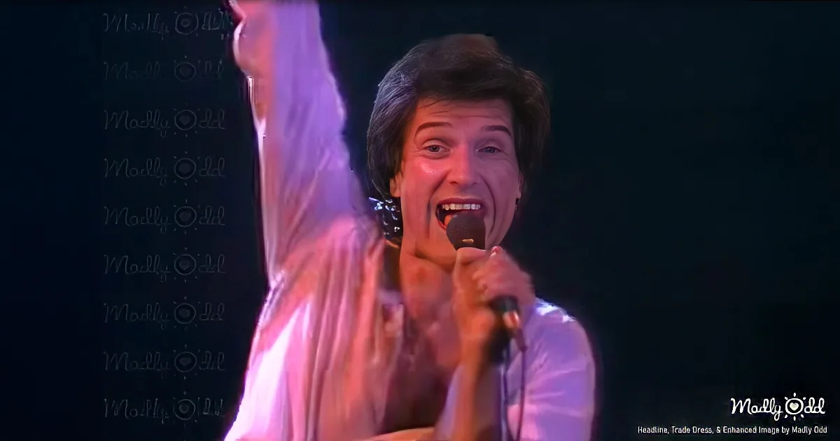 Ray Davies Rips the Stage With the Kinks'' 1980 ''You Really Got Me''