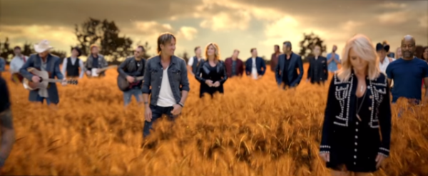 30 Country Music Singers Sing