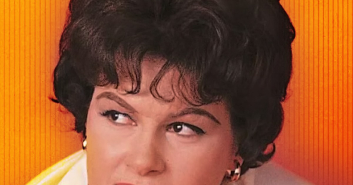 Patsy Cline, a classic country singer, is featured with text expressing admiration for her performance of "I Fall to Pieces."
