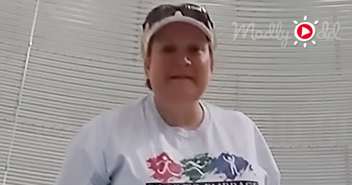 Singing in an Empty Silo, Mom Delivers a Double Whammy With 'How Great Thou Art' and 'God Bless America'