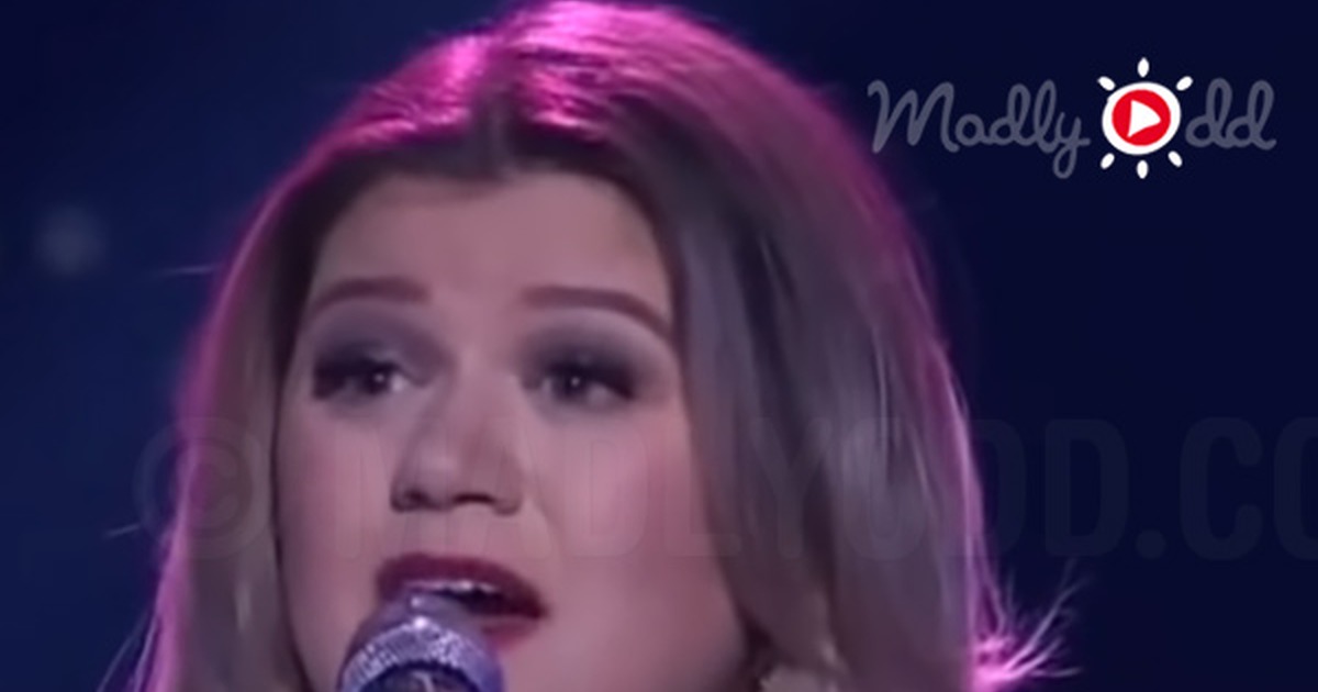 The Moment Kelly Clarkson Reduced the World to Tears on 'American Idol'